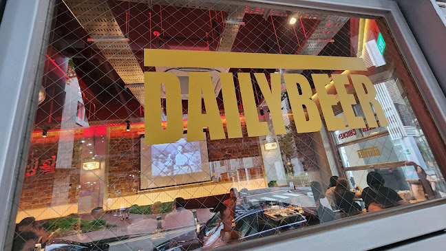 Opinii despre Daily Beer (Telok Ayer) în Singapore - Hospitality and gastronomy