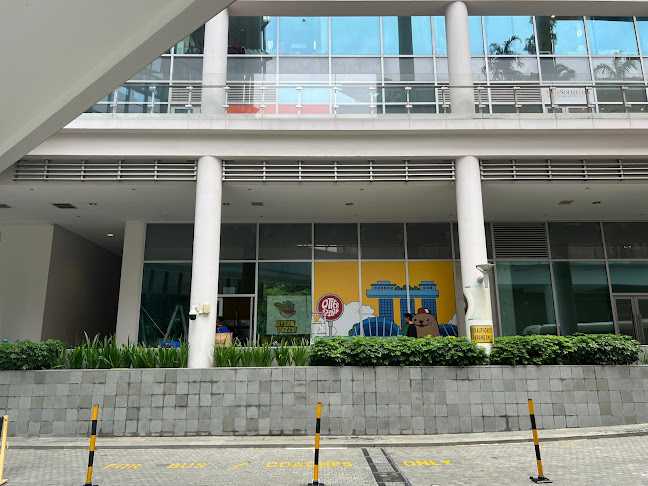 Otter Pizza @ Rochester Mall - Hospitality and gastronomy