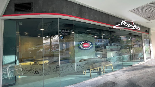 Pizza Hut Delivery - Junction 9