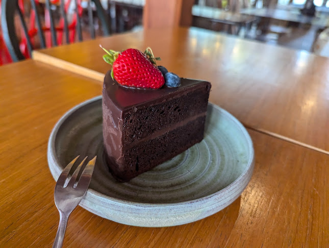 21 Lor Kilat, #01-01, Singapore 598123