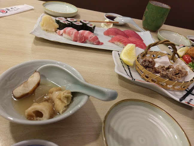 Tomi Sushi - Hospitality and gastronomy