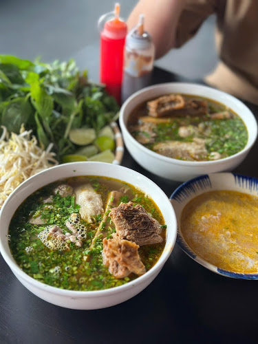 Opinii despre Ăn Là Ghiền - Bistro 7 în Singapore - Hospitality and gastronomy