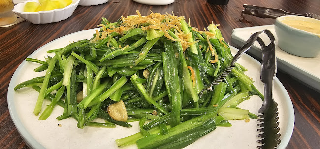 211 Lor 8 Toa Payoh, #01-11/15 Block 211, Singapore 310211