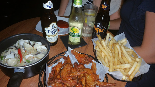 Opinii despre Wala Wala Cafe Bar în Singapore - Hospitality and gastronomy