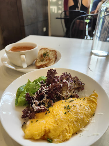 1 Pemimpin Dr, #01-02, Singapore 576151