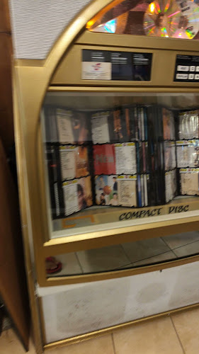 Comentarii opinii despre British Hainan Heritage Restaurant