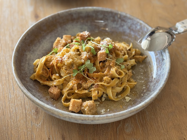 Opinii despre Frankie & Fern's în Singapore - Hospitality and gastronomy