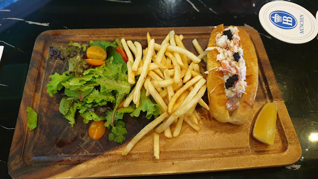 Tipsy Bird Gastrobar - Hospitality and gastronomy