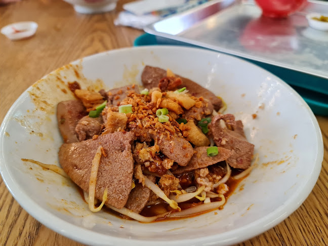 Maddox Canteen Bar - Hospitality and gastronomy