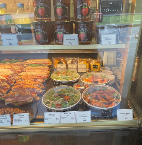 Comentarii opinii despre PAUL Ocean Financial Centre