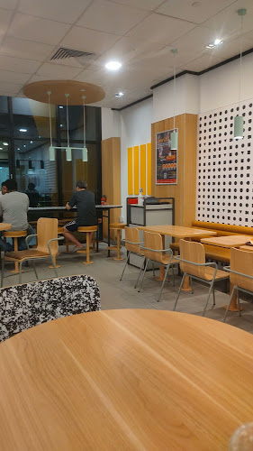 Opinii despre McDonald's LeQuest în Singapore - Hospitality and gastronomy