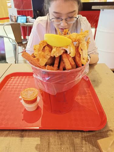 68 Orchard Rd, Plaza Singapura, #03-92, 238839