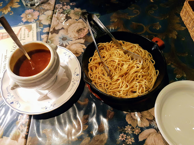 370 Alexandra Rd, #01-12, Singapore 159953