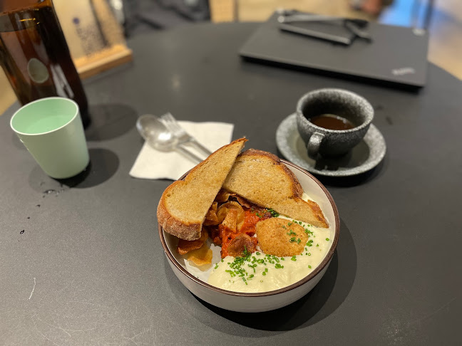 Little Rogue Coffee - Singapore