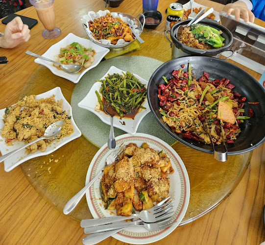 171 Sengkang E Dr, #01-12 Rivervale Shores, Singapore 540171