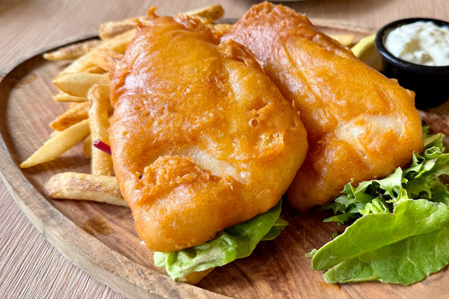 Brewerkz Seletar Aerospace Park - Hospitality and gastronomy