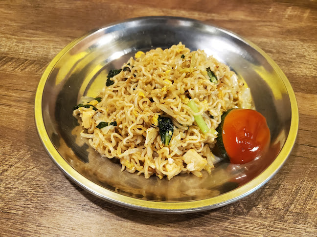 1 W Coast Dr, #01-108/109 NEWest, Singapore 128020