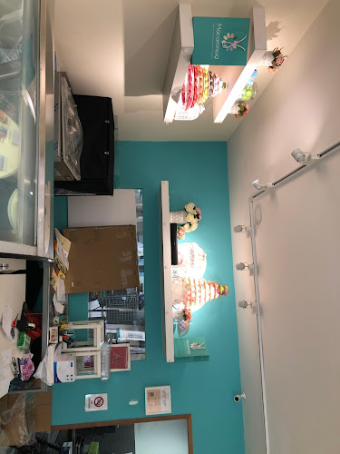 Macarons.sg - Hospitality and gastronomy