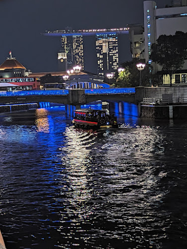 Gabbar Bistro & Bar @ Clarke Quay - Hospitality and gastronomy