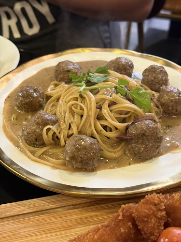 Craze Kitchen - Hospitality and gastronomy