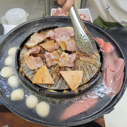 Super Thai Mookata - Hospitality and gastronomy