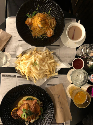 290 Orchard Rd, #03-41/42 Level 3 Paragon Shopping Centre, Singapore 238859