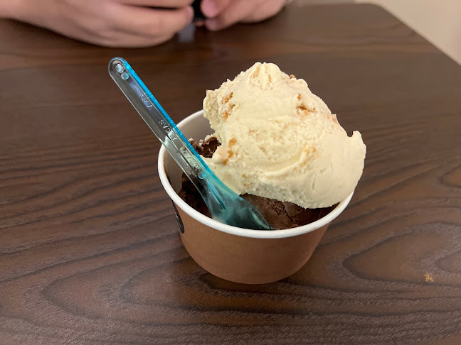 Lola Faye Cafe - Singapore