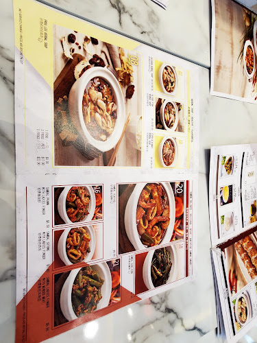 10 Eunos Rd 8, #01-137/138, Singapore 408600