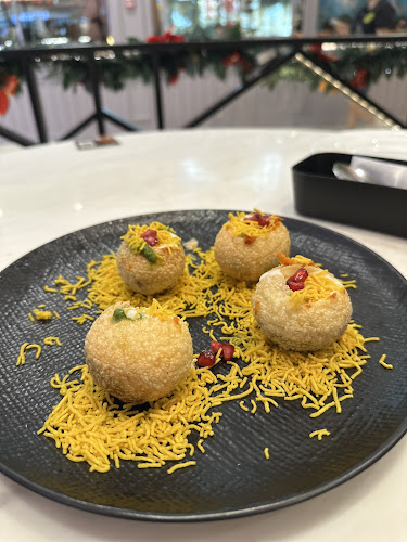 Pavilion Banana Leaf