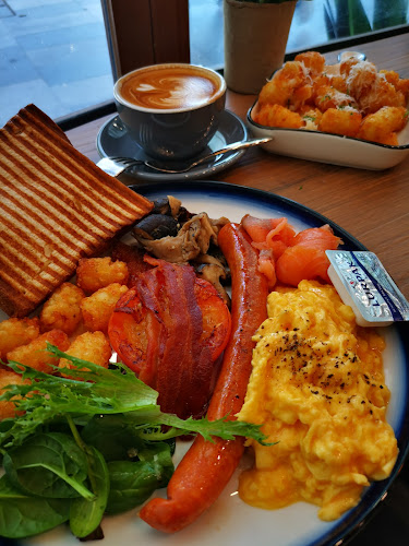 Refuel J9 - Singapore