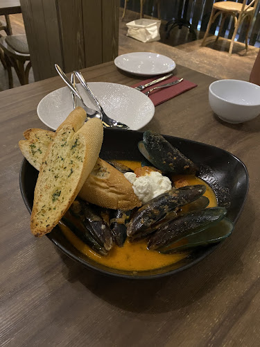 33 Hyderabad Road, #02-02 Hort Park, 119578