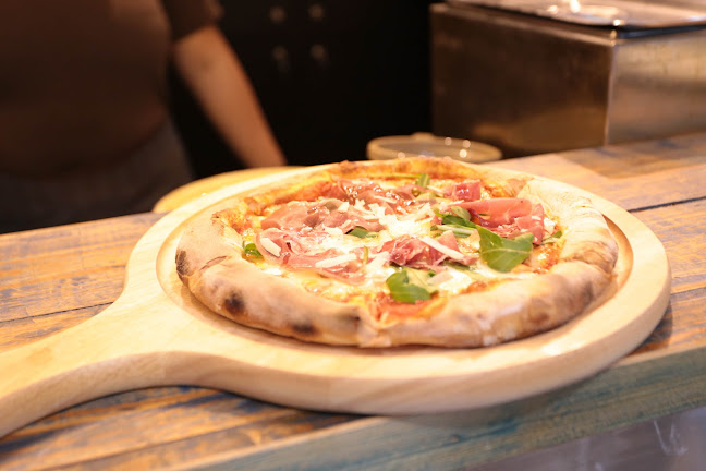 FoodBarn Alexandra - Hospitality and gastronomy