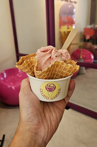 65 Haji Ln, Singapore 189258