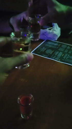 Opinii despre Mogambo Bar & Restaurant în Singapore - Hospitality and gastronomy