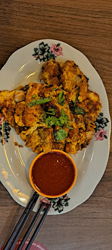 930 Yishun Avenue 2, #B1-194/195/203/204, #205, 769098