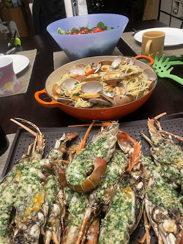 Ser Hor Seafood - Hospitality and gastronomy