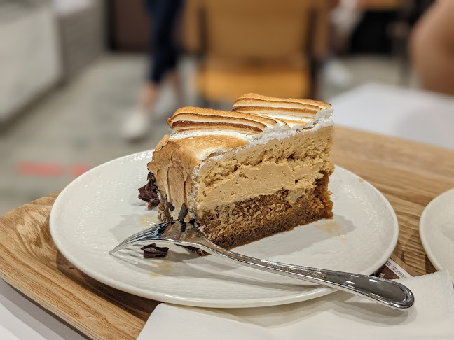 Cedele Bakery Cafe - Paragon