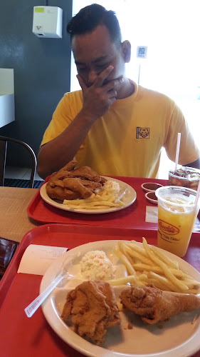 Opinii despre Arnold's Fried Chicken Bedok Branch în Singapore - Hospitality and gastronomy