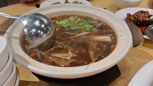 10 Sinaran Drive #B1-105/106/129 Square 2, Singapore 307506