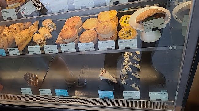 Starbucks Orchard Cineleisure - Singapore