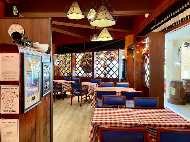 Mariners' Corner Restaurant - Hospitality and gastronomy