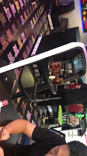 Ah Gu Kaka Wa 国昌川味馆 - Hospitality and gastronomy