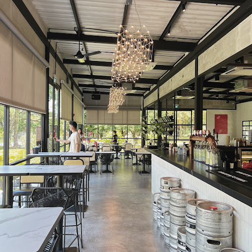 Comentarii opinii despre Burp Kitchen & Bar (Bishan Park)