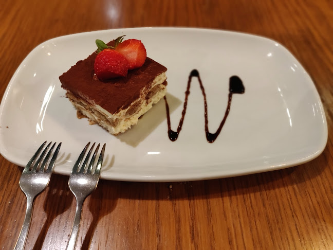 Spizza Bukit Timah - Hospitality and gastronomy