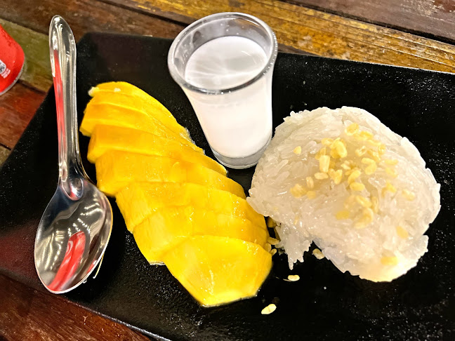 Opinii despre Warm Up Cafe @Mackenzie Road în Singapore - Hospitality and gastronomy