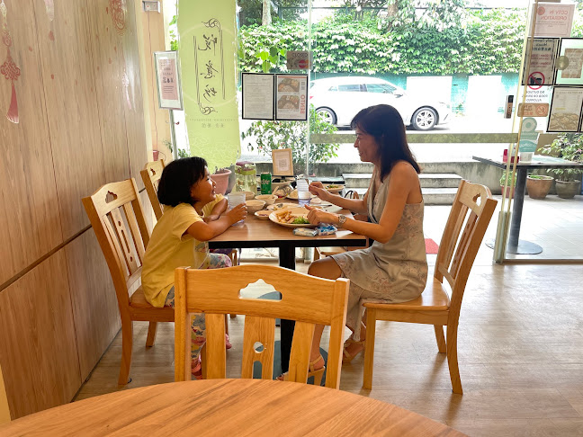 Comentarii opinii despre Yes Natural Restaurant