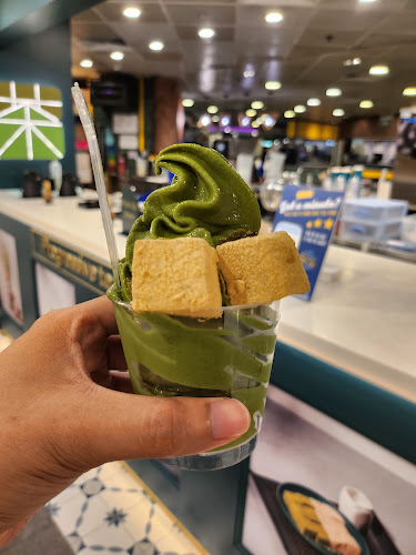 Opinii despre Matchaya - Changi Airport Terminal 3 în Singapore - Hospitality and gastronomy