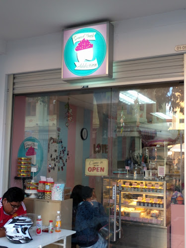 Opinii despre Sweet tooth addiction în Singapore - Hospitality and gastronomy