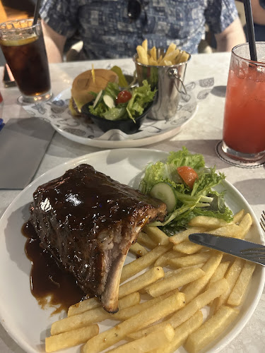 Opinii despre COLLIN'S® Tampines 1 în Singapore - Hospitality and gastronomy