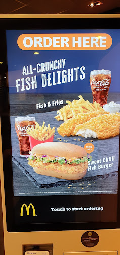 120 Pasir Ris Central, #01-12 Sports Centre, Singapore 519640